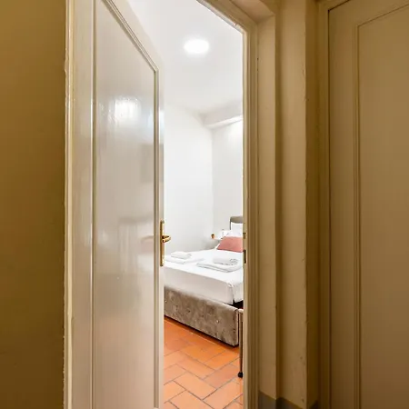 Daire Venus Duomo Square Floransa