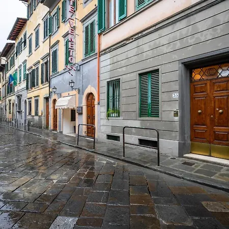 Venus Duomo Square *